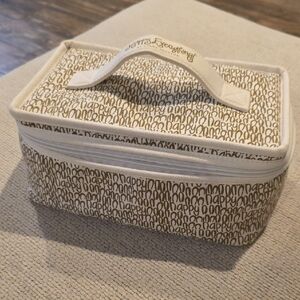 Stylish Beige Storage Box